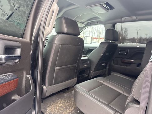 Used 2016 GMC Sierra 3500 SLT w/ Duramax Plus Package image 9