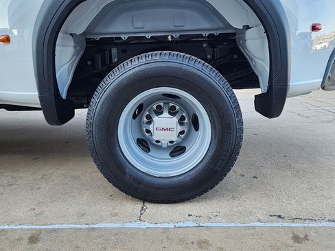 New 2026 GMC Sierra 3500 Pro w/ Convenience Package image 52