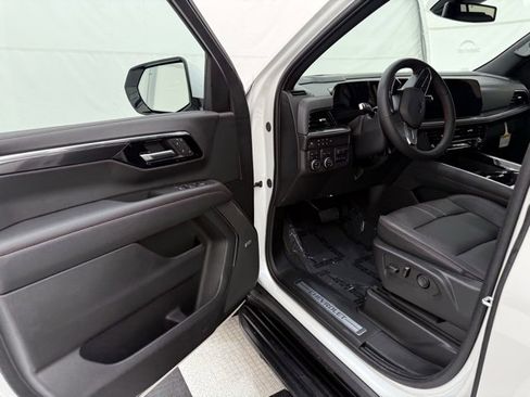 New 2025 Chevrolet Suburban RST w/ RST Capability Package image 34