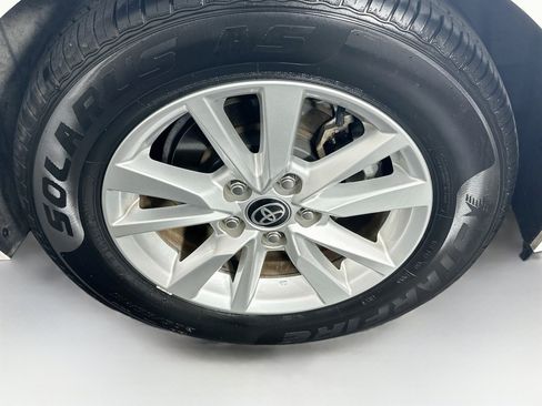 Used 2025 Toyota Camry LE FWD image 11