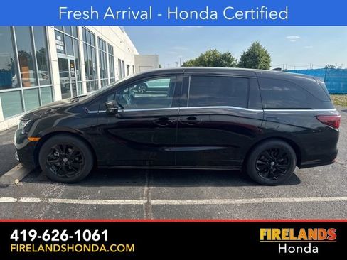 Certified 2024 Honda Odyssey Sport image 1