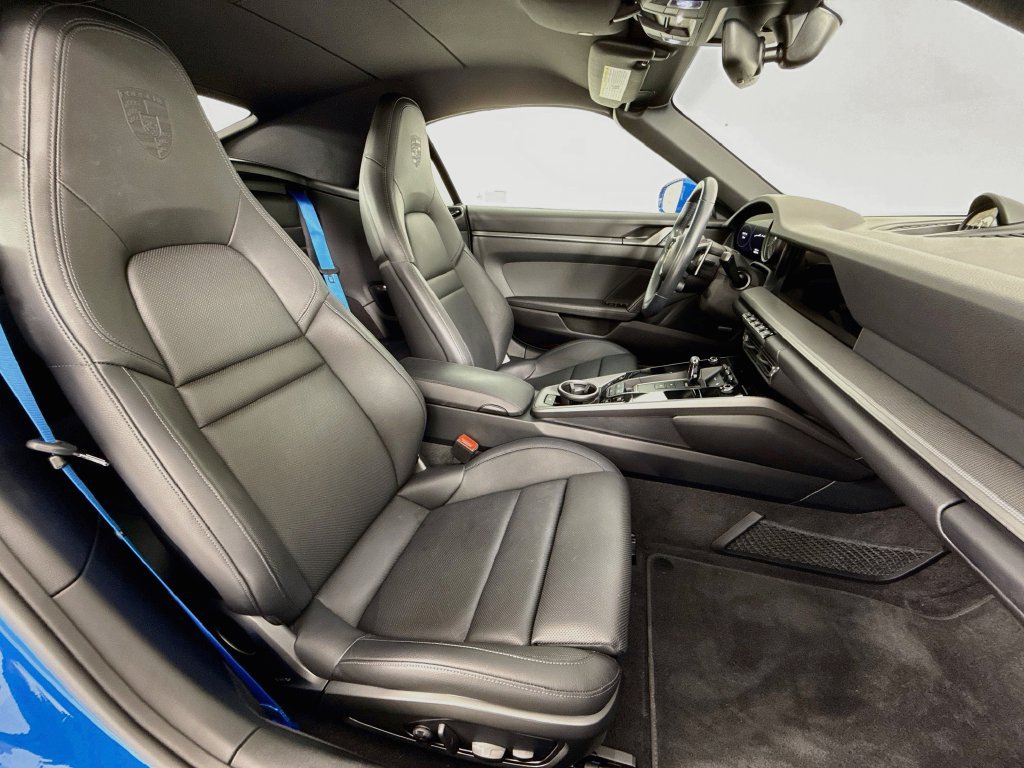 Certified 2023 Porsche 911 Carrera RWD image 28