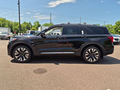 New 2026 Ford Explorer Platinum w/ LUX Leather Package AWD/4WD image 8