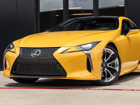 Used 2020 Lexus LC 500 Coupe w/ Performance Package RWD image 3
