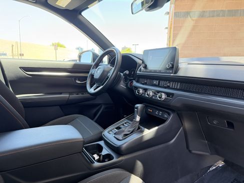 Used 2025 Honda CR-V Sport image 39