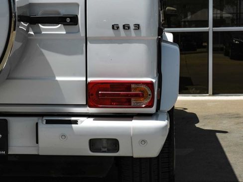 Used 2016 Mercedes-Benz G 63 AMG 4MATIC image 40