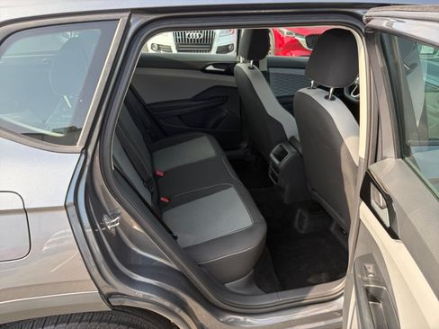 Used 2024 Volkswagen Taos S AWD/4WD image 29