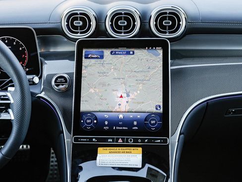 New 2026 Mercedes-Benz GLC 300 4MATIC image 11
