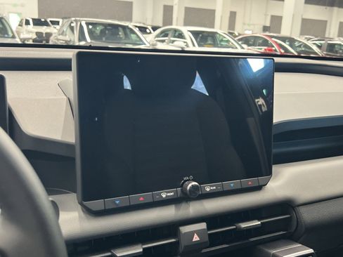 Used 2026 Toyota RAV4 SE AWD/4WD image 15