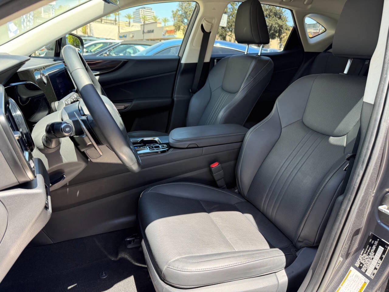 Used 2023 Lexus NX 250 FWD image 25