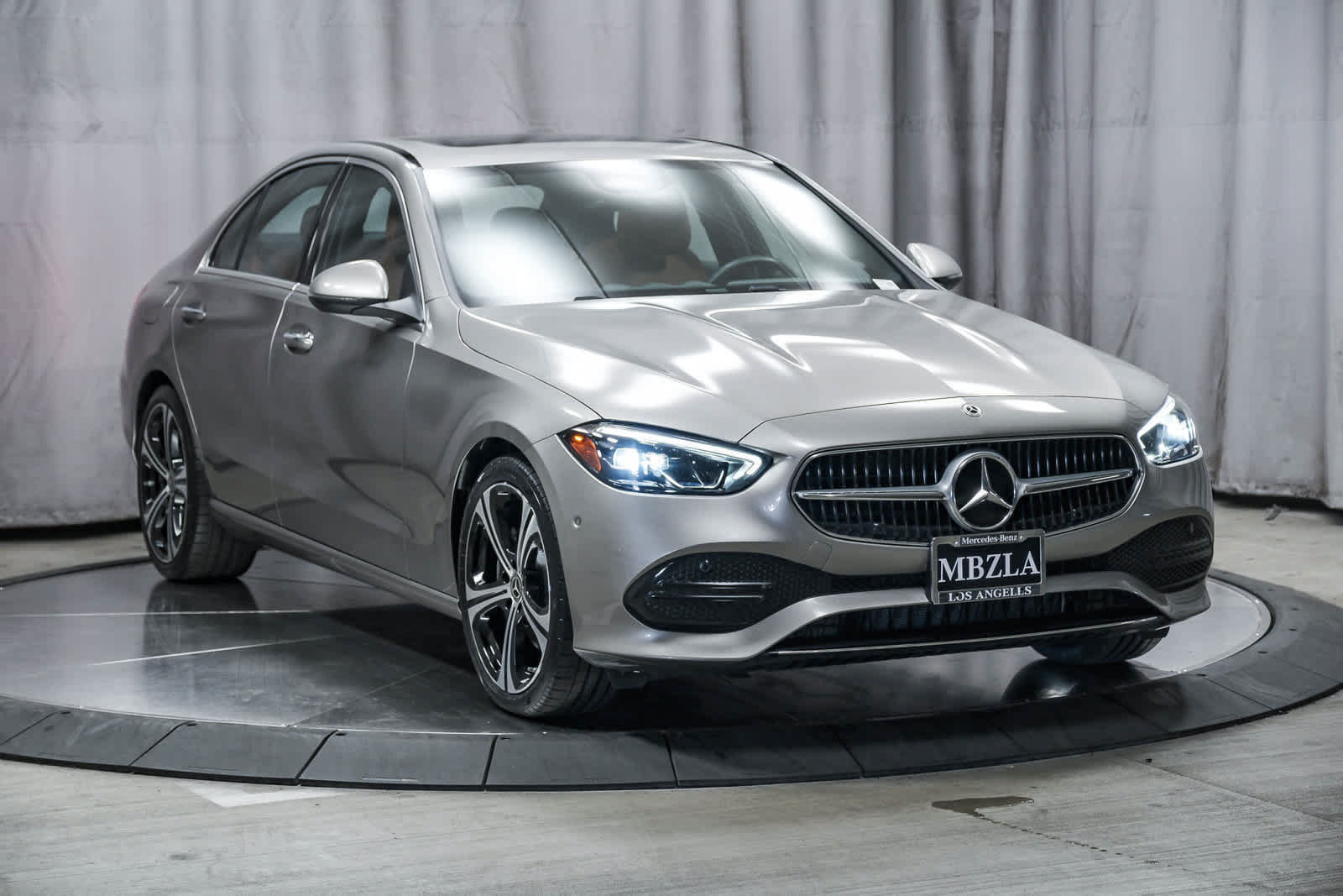 Used 2024 Mercedes-Benz C 300 Sedan image 5