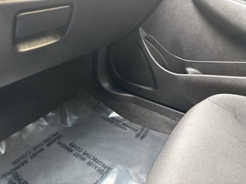 Used 2017 Chevrolet Malibu Hybrid image 20