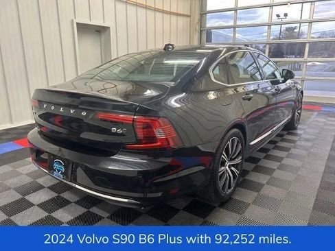 Used 2024 Volvo S90 B6 Plus AWD/4WD image 3