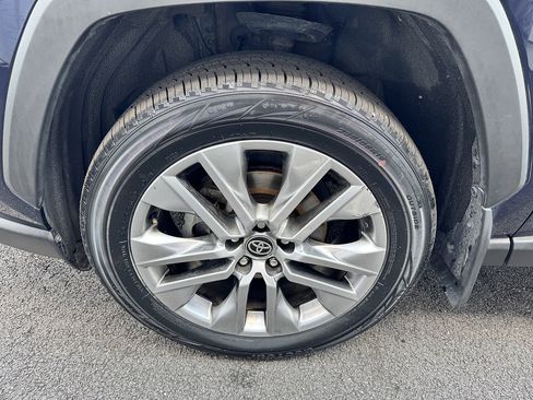 Certified 2023 Toyota RAV4 XLE Premium AWD/4WD image 25