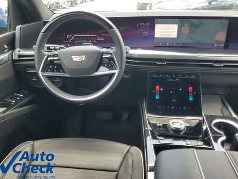 Certified 2026 Cadillac Escalade Sport w/ LPO, ONYX Package RWD image 20