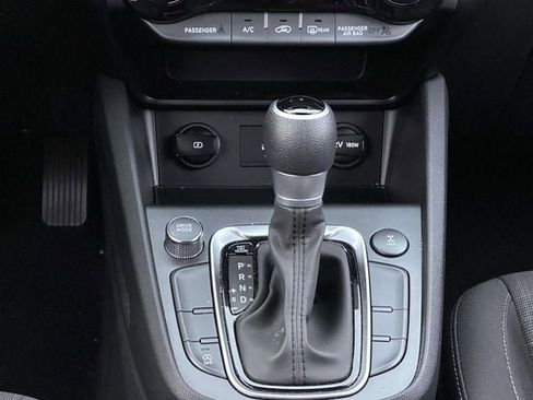 Used 2023 Hyundai Kona SEL image 23