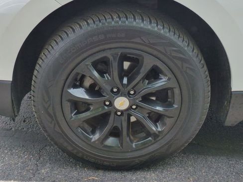 Used 2019 Chevrolet Equinox LT AWD/4WD image 38