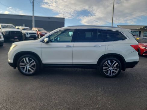 Used 2016 Honda Pilot Touring image 5