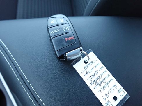 Used 2022 Dodge Challenger SRT Hellcat image 33