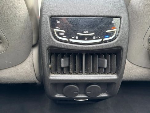 Used 2014 Cadillac SRX Premium AWD/4WD image 15