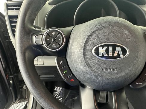 Used 2019 Kia Soul EV image 39