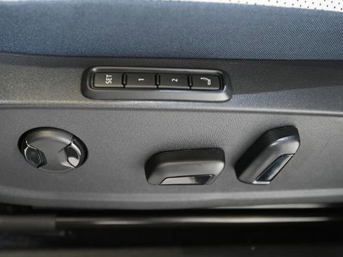 New 2026 Volkswagen ID.4 Pro S image 24