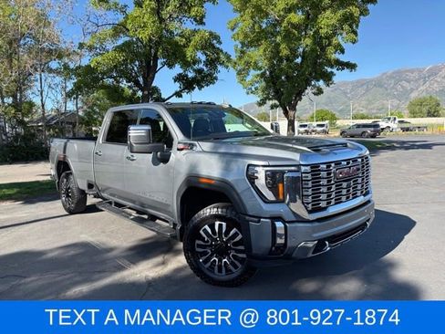Used 2024 GMC Sierra 3500 Denali w/ Technology Package AWD/4WD image 1