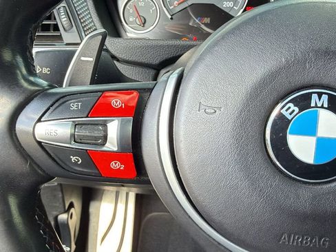 Used 2015 BMW M4 Coupe image 19