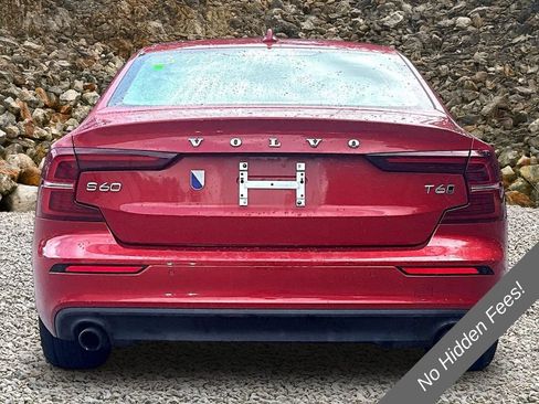 Used 2020 Volvo S60 T6 Momentum w/ Premium Package AWD/4WD image 2
