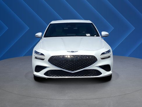 Used 2022 Genesis G70 2.0T RWD image 8