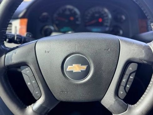 Used 2007 Chevrolet Tahoe LTZ w/ LTZ Preferred Equipment Group RWD image 15