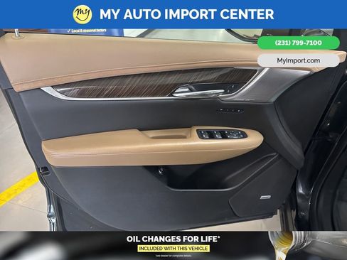 Used 2022 Cadillac XT6 Sport w/ Platinum Package AWD/4WD image 10
