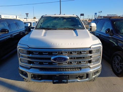 Used 2023 Ford F250 Lariat w/ Lariat Ultimate Package image 3