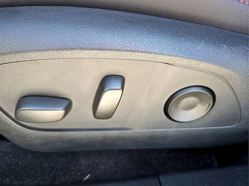 New 2025 Chevrolet Equinox EV RS w/ Active Safety Package 3 FWD image 17