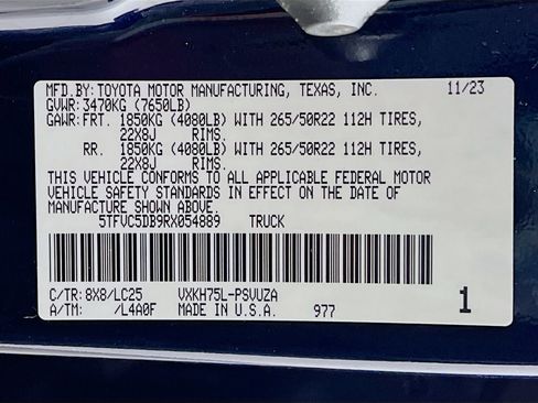 Used 2024 Toyota Tundra Capstone AWD/4WD image 28