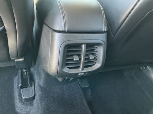 Used 2017 Jeep Cherokee High Altitude AWD/4WD image 13