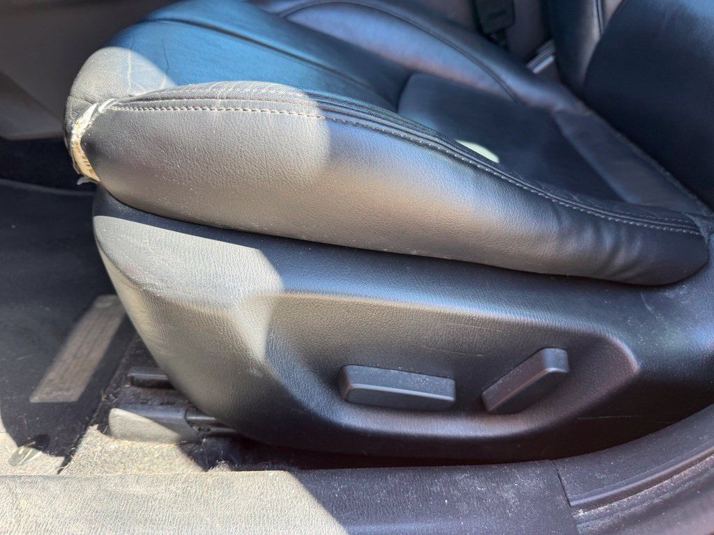 Used 2017 MAZDA MAZDA3 Touring FWD image 5