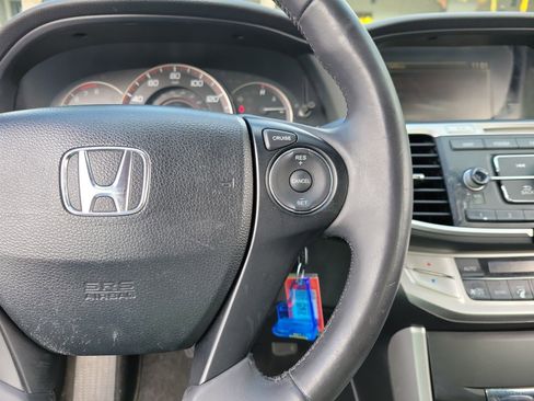 Used 2014 Honda Accord Sport image 27