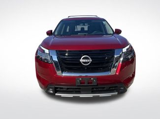 Certified 2024 Nissan Pathfinder Platinum video 2