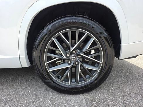 Used 2025 Lexus TX 350 AWD image 17