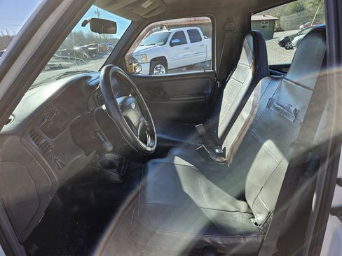 Used 2002 Ford Ranger XL image 9