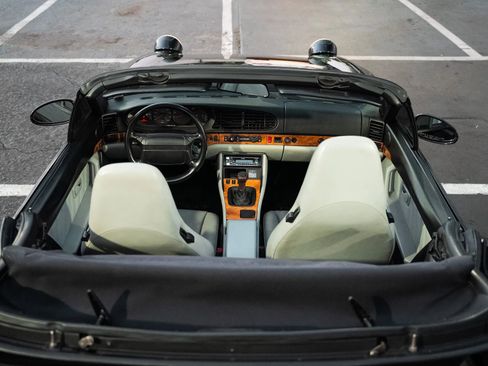 Used 1995 Porsche 968 Cabriolet RWD image 24