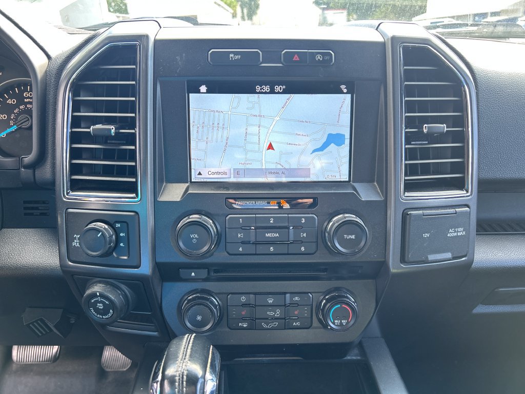 Used 2018 Ford F150 XLT w/ Equipment Group 302A Luxury AWD/4WD image 17