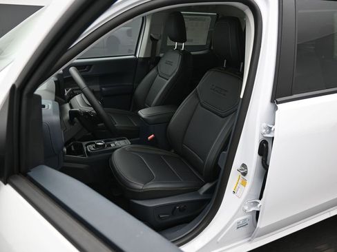 New 2025 Ford Maverick Lobo AWD/4WD image 8