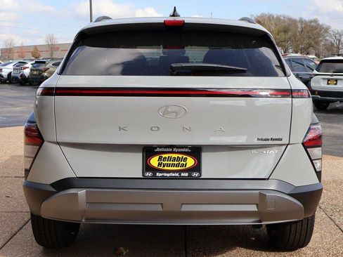 New 2026 Hyundai Kona SEL Premium image 5