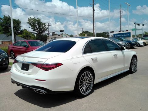 Used 2022 Mercedes-Benz S 500 4MATIC w/ AMG Line Package image 8