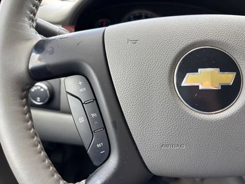 Used 2010 Chevrolet Avalanche LT w/ Luxury Package AWD/4WD image 13