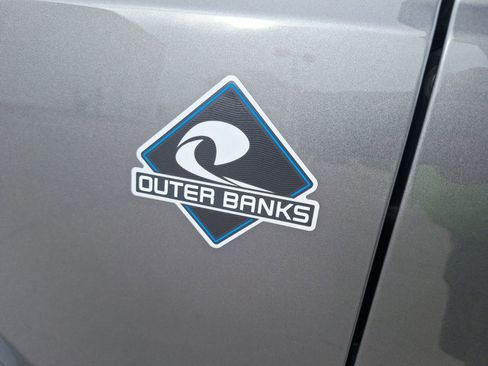 Used 2022 Ford Bronco Outer Banks image 13