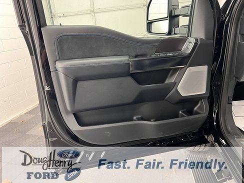 New 2026 Ford F250 Platinum AWD/4WD image 30