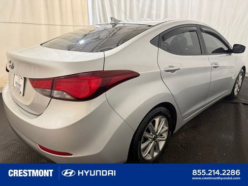 Used 2015 Hyundai Elantra SE w/ Option Group 02 image 15